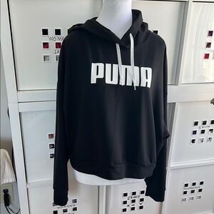 PUMA Black Cropped Logo Hoodie Sweatshirt Keeps You Dry - Size XL